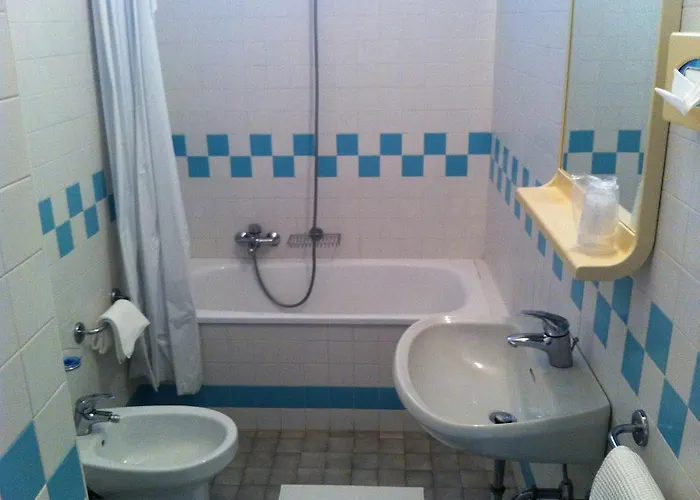 Hotel Croce Del Sud 3*